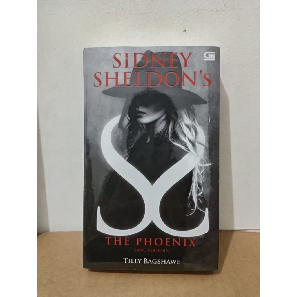 Preloved Novel - Sidney sheldon's The Phoenix S2 | Tilly bagshawe