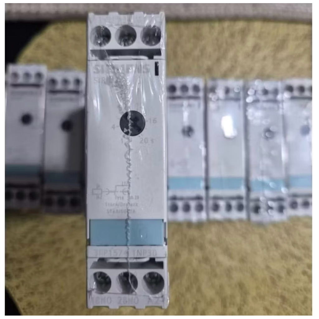 SIEMENS SIMIREL 3RP1574-1NP30 TIME RELAY STAR DELTA SIEMENS