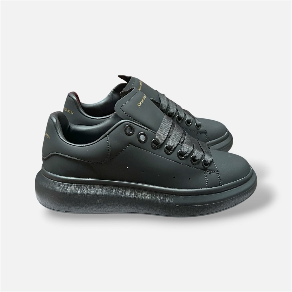 SNEAKERSDAY23 - SEPATU PRIA KASUAL FORMAL ALEXANDER MCQUEEN