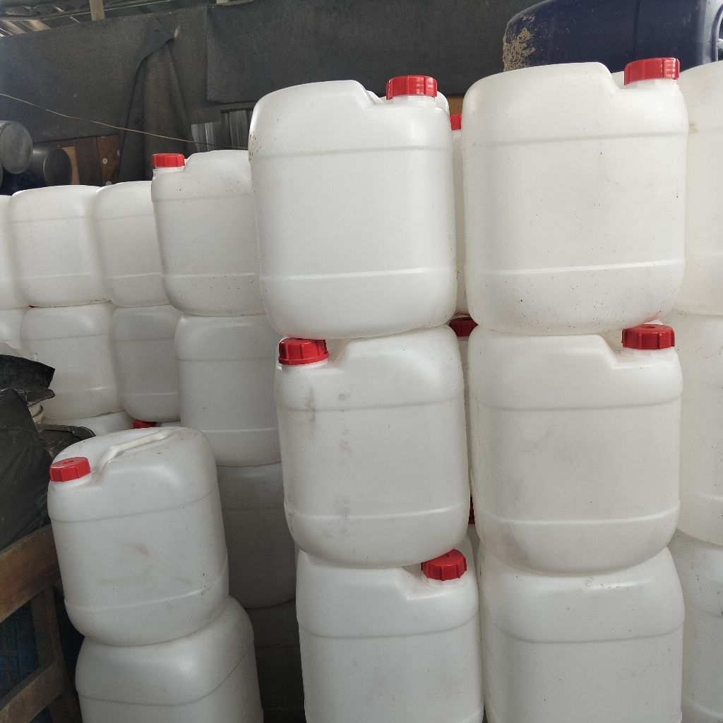 Jerigen 20 liter transparan bekas 1X pakai sudah bersih seperti baru