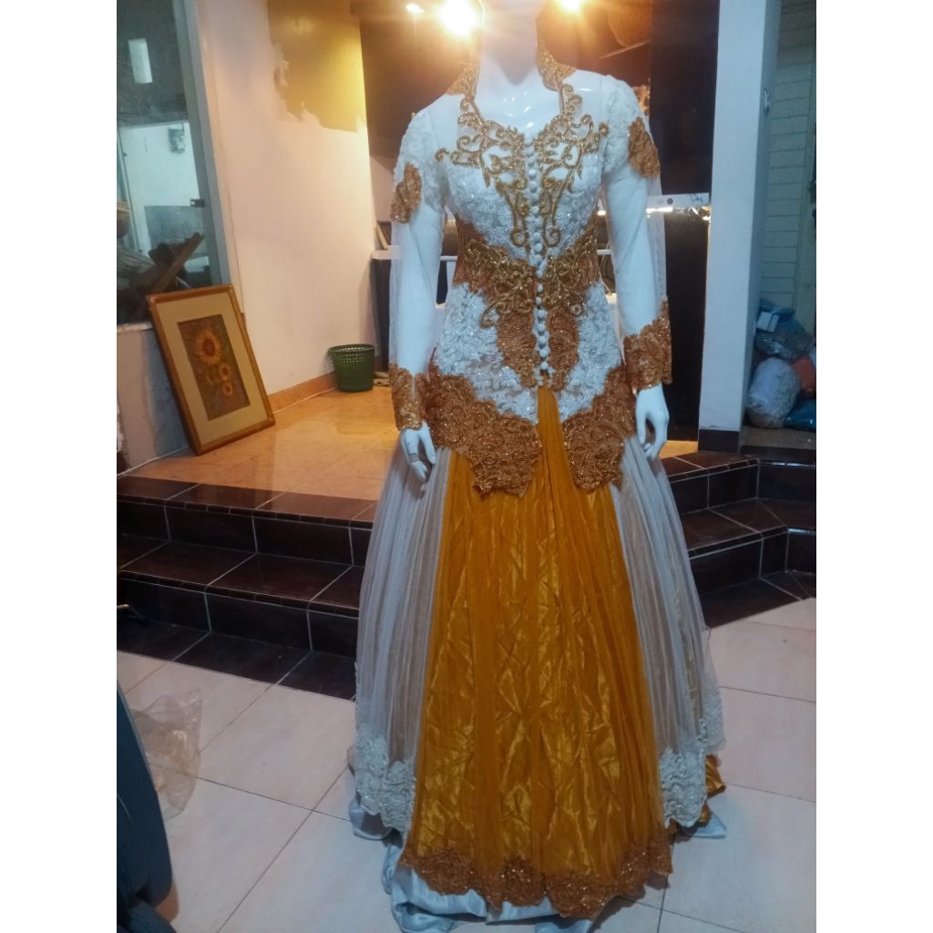 kebaya gaun akad payet jepang live