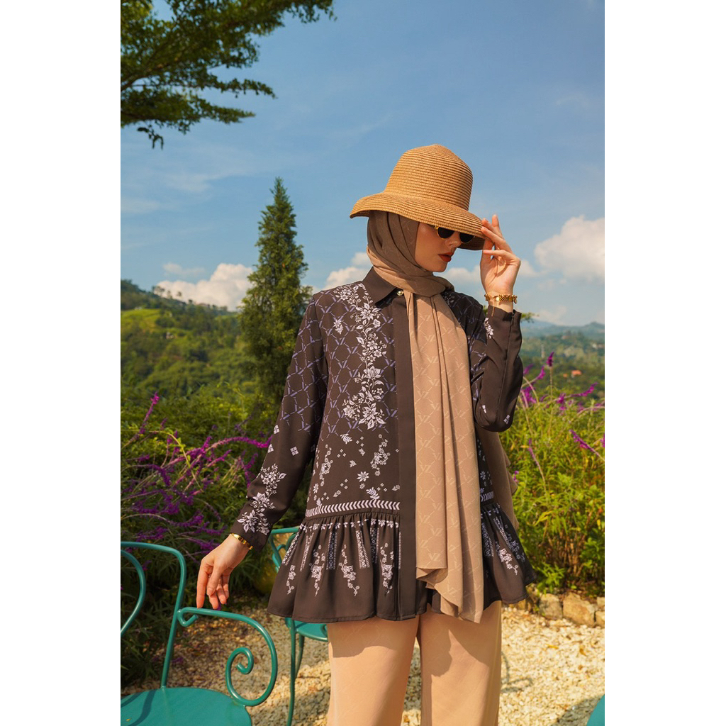 NEW BOX VIVI ZUBEDI VIZU AMARIELLE TOP OLIVE murah original buttonscarves the dream park benang jaru