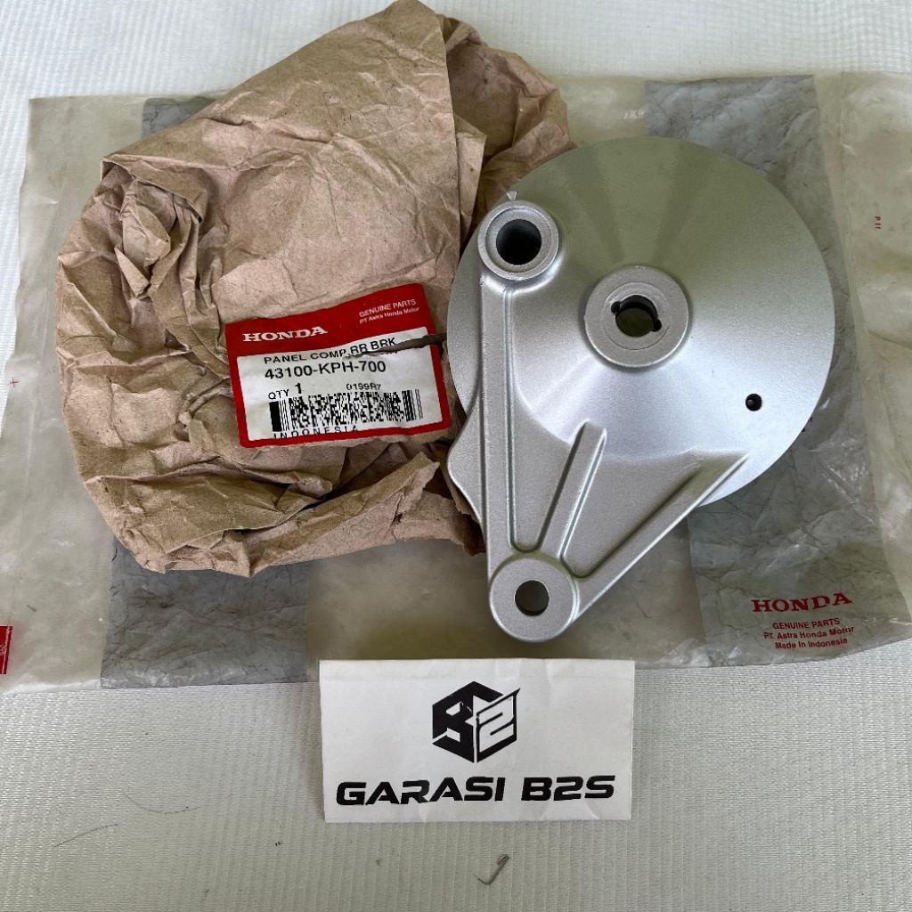 43100-KPH-700 Panel Comp RR Brake Tutup Tromol Belakang Supra X 125 Old Lama Original AHM Honda