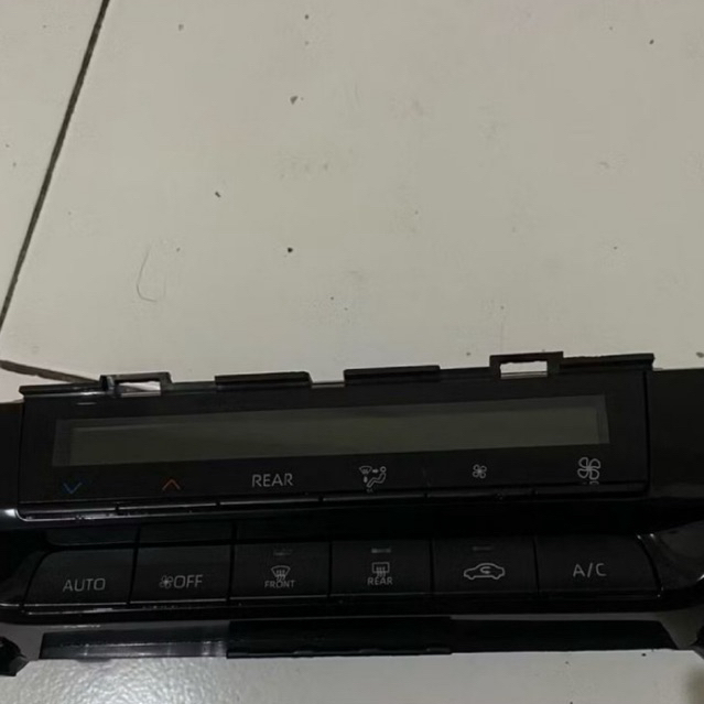 Tombol ac digital innova zenick