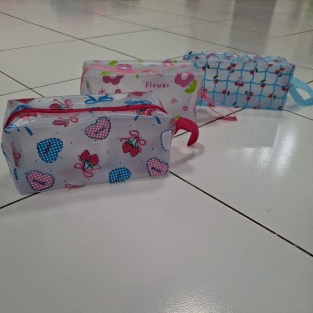 pouch balok mika doff