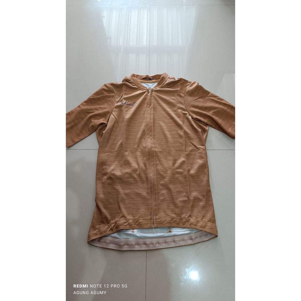 Jersey sepeda kniel movement new tanpa tag xxs