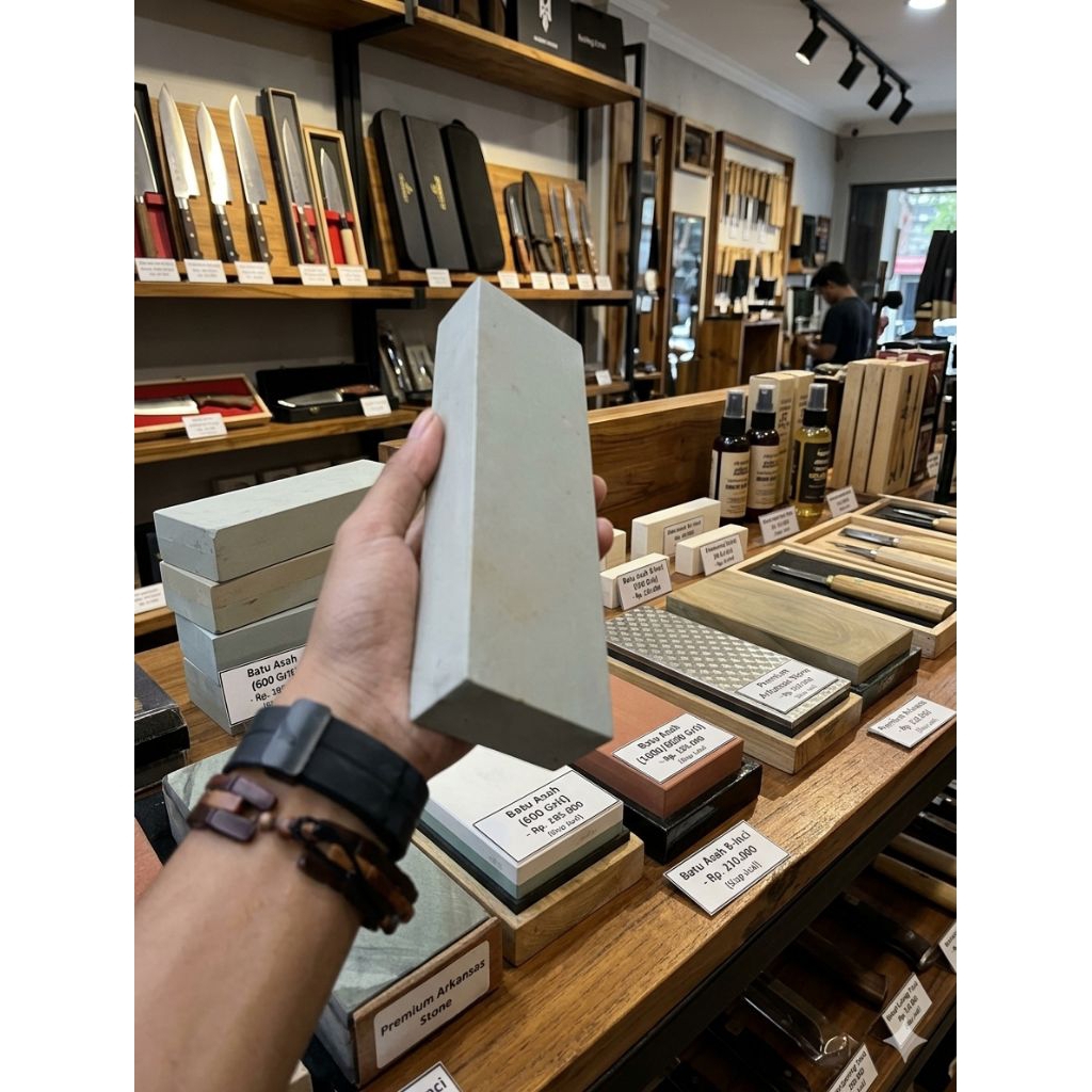 batu asahan asli alam, penajam golok dan pisau, asahan cepat tajam, grit 8000,ukuran 20×6×3cm