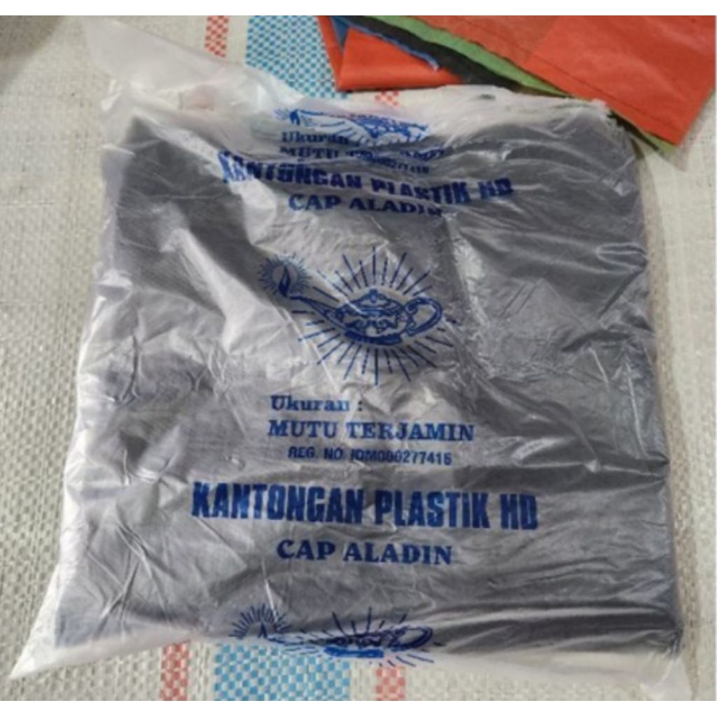 Plastik Asoy warna Hitam cap Aladin