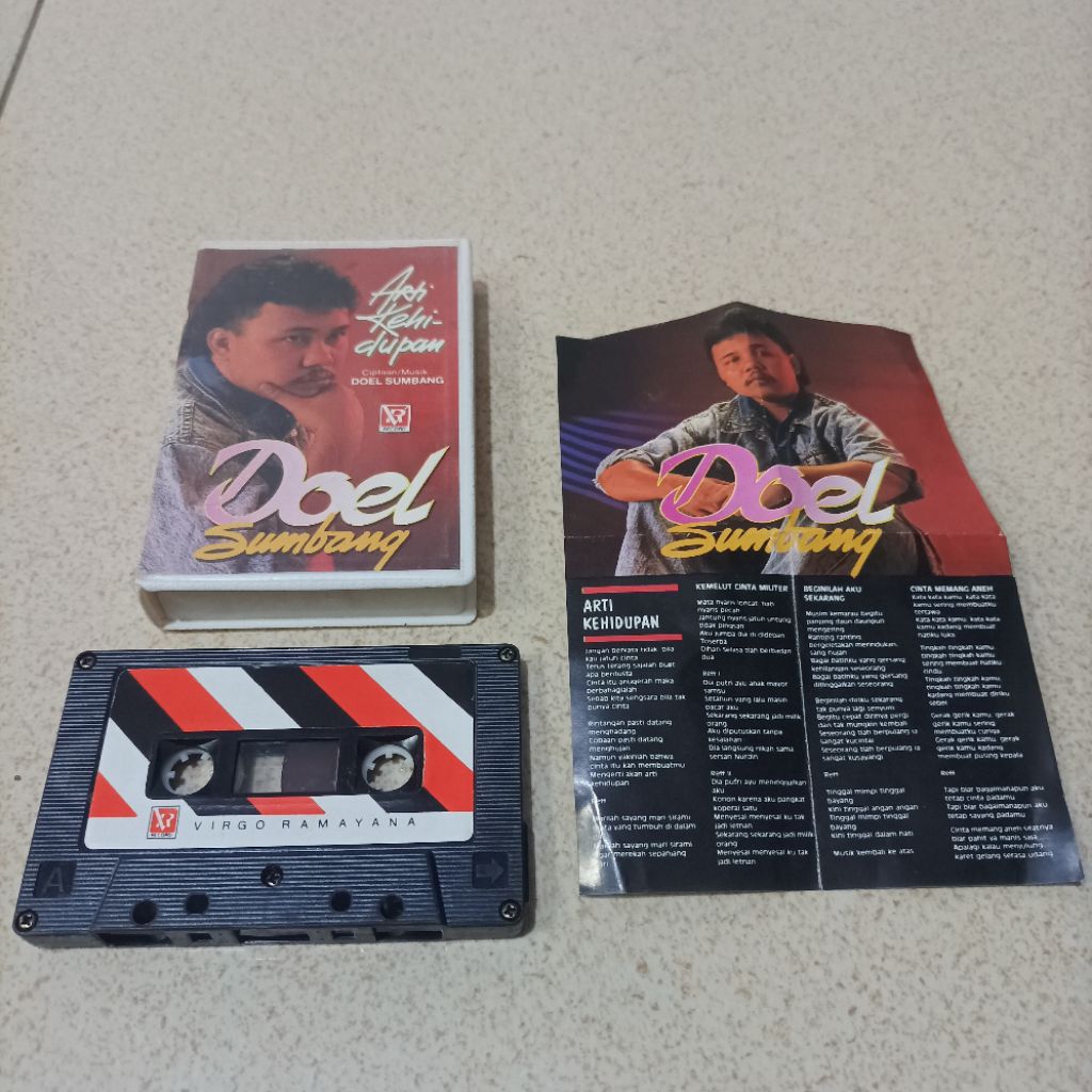 Original Kaset Pita Tape Musik Doel Sumbang Album Arti Kehidupan
