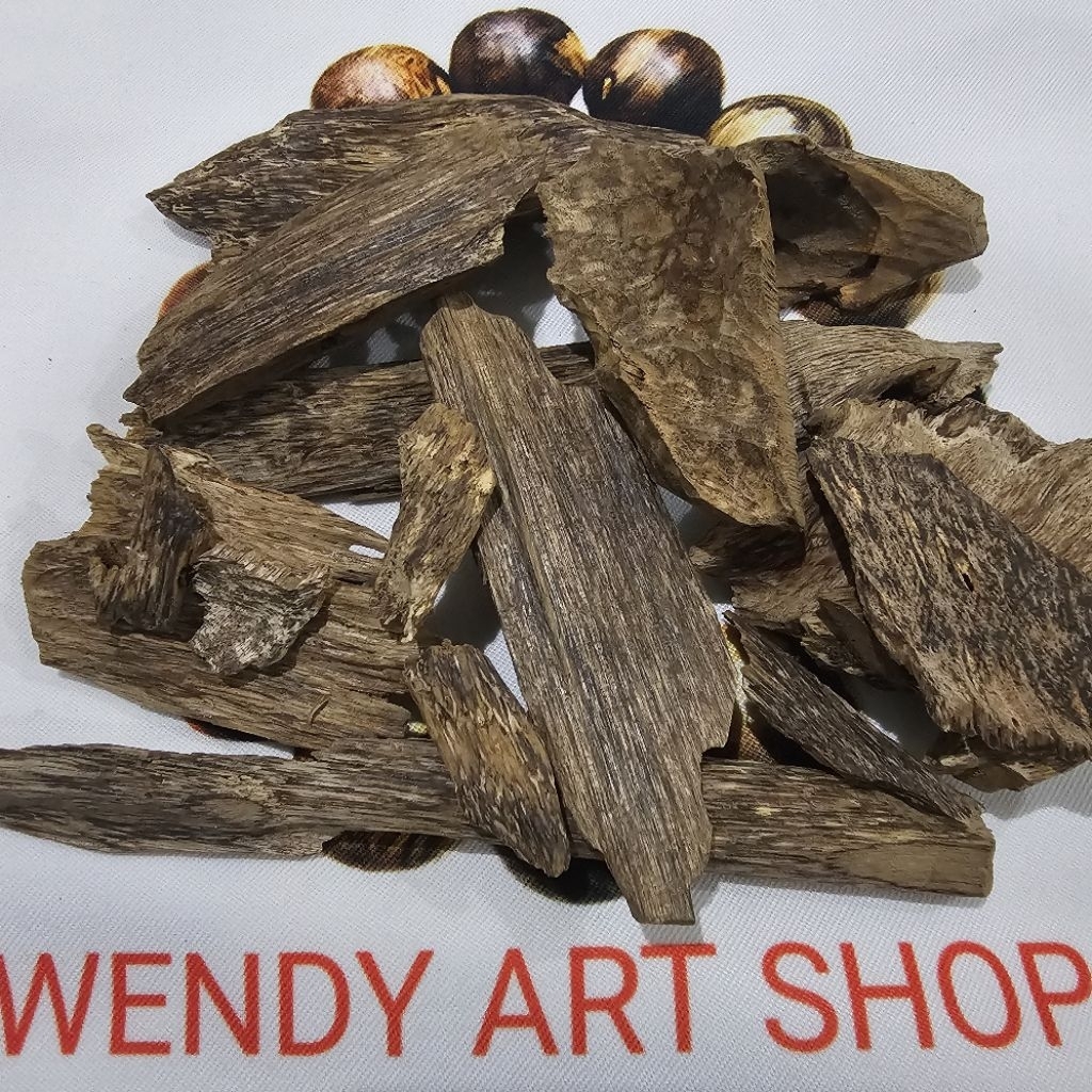Kayu Gaharu Super Isi +/- 50 Gram Untuk Bahan Dupa
