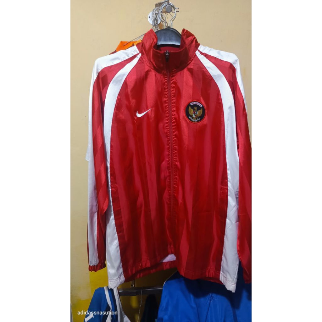 timnas Indonesia 2000 nike tracktop