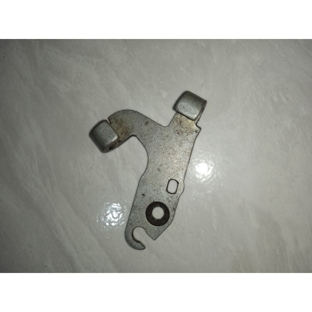 breket dudukan kabel gas Honda Tiger 2000