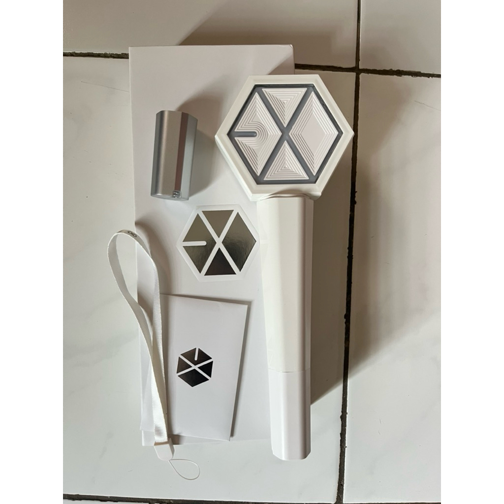 PRELOVED | lighting exo