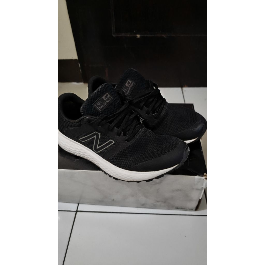 Sepatu NB 420 preloved ori