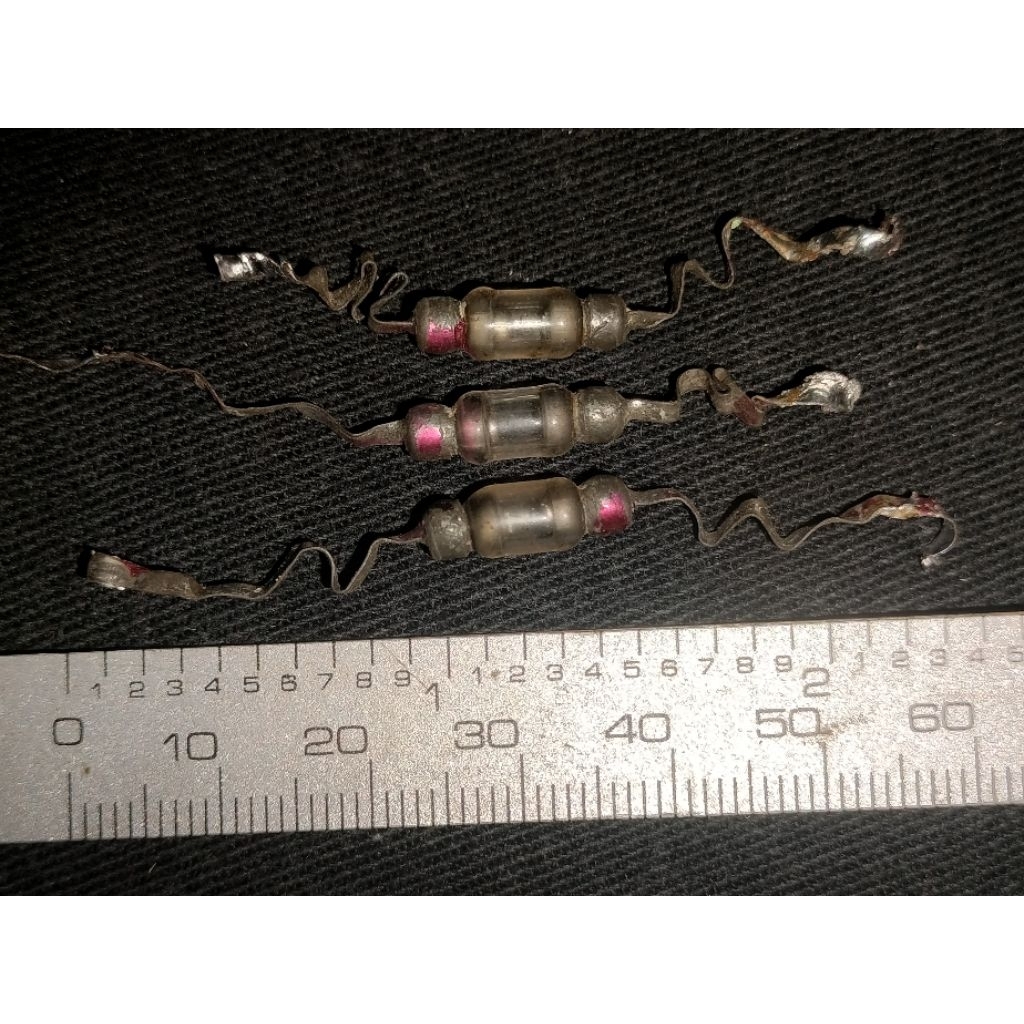 diode germanium D2-E  rf detector buatan Soviet  vintage