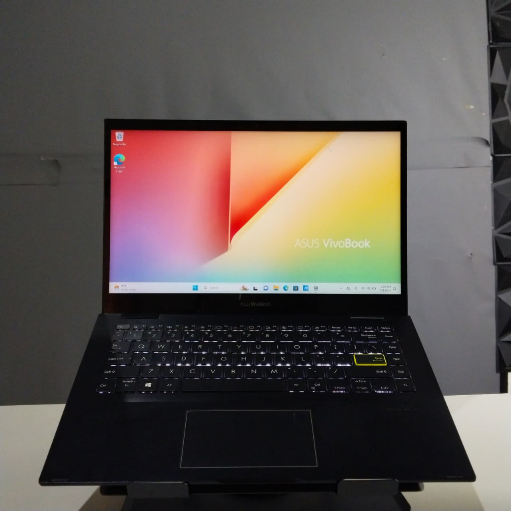 ASUS VivoBook TP420IA | Ryzen 3 4300U | Touchscreen 360° | RAM 8GB