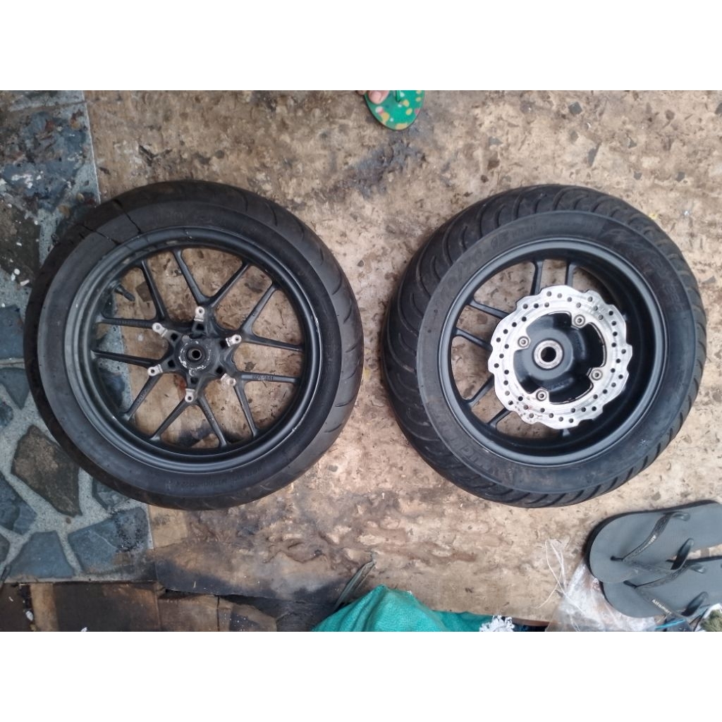 Velg Ban Depan Belakang Honda ADV 150 original