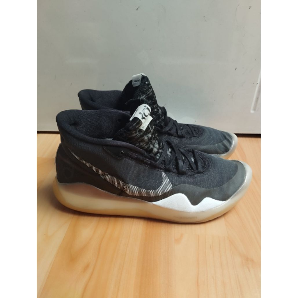 SEPATU BASKET SNEAKERS NIKE KD 12 BLACK SIZE 42,5 BEKAS PRELOVED