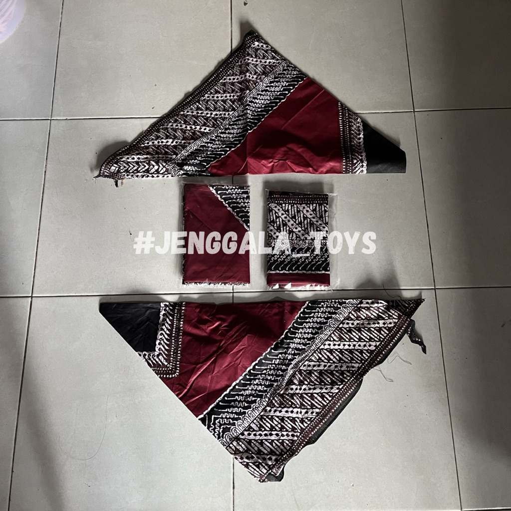 Ikat Kepala Kain/ Udeng Motif Batik Segitiga