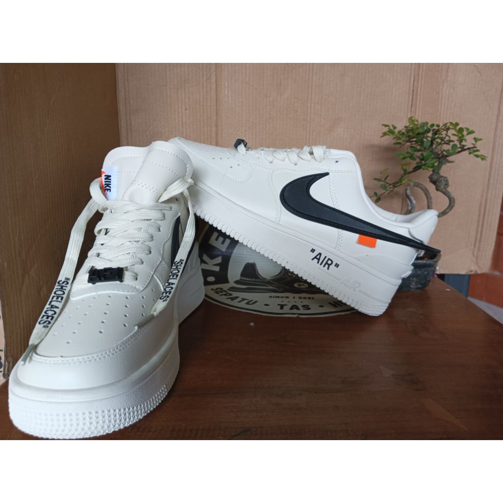 Sepatu Nike Air Ambush Putih Original size 43
