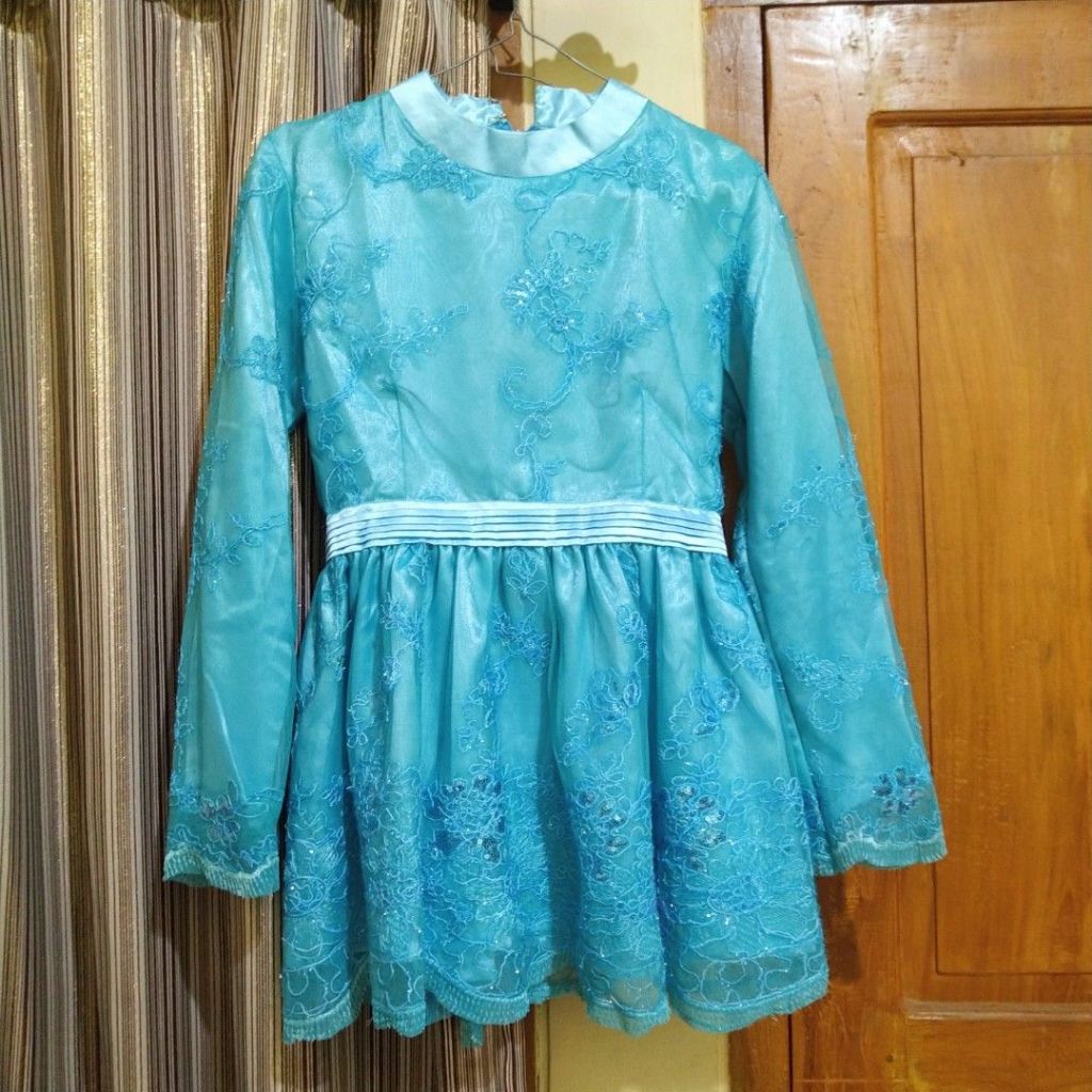 Atasan Brukat Kebaya Wisuda Lamaran Bridesmaid Dress Kondangan Party Wanita Model Peplum Brokat Mewa