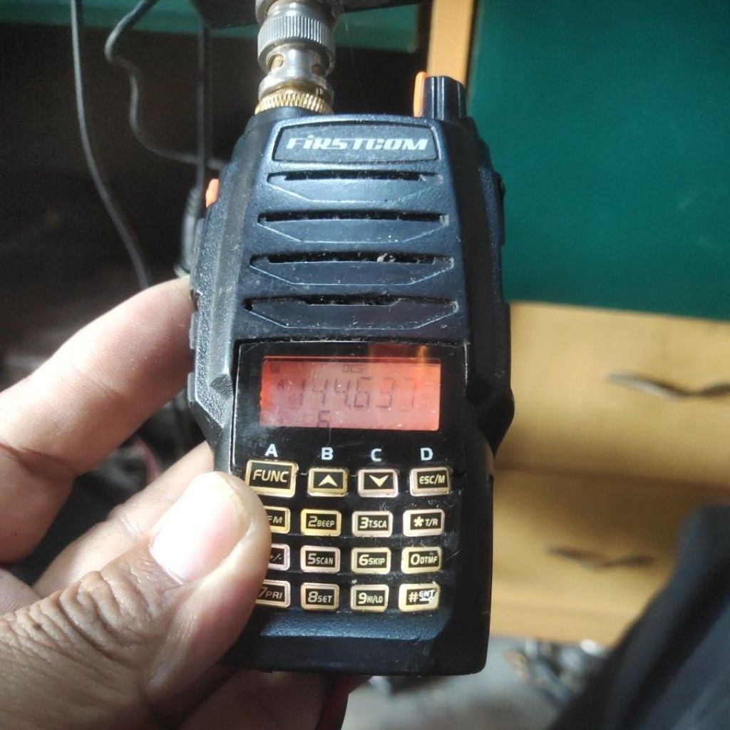 FIRSTCOM FC-138 HT VHF MERK FIRSTCOM FC138