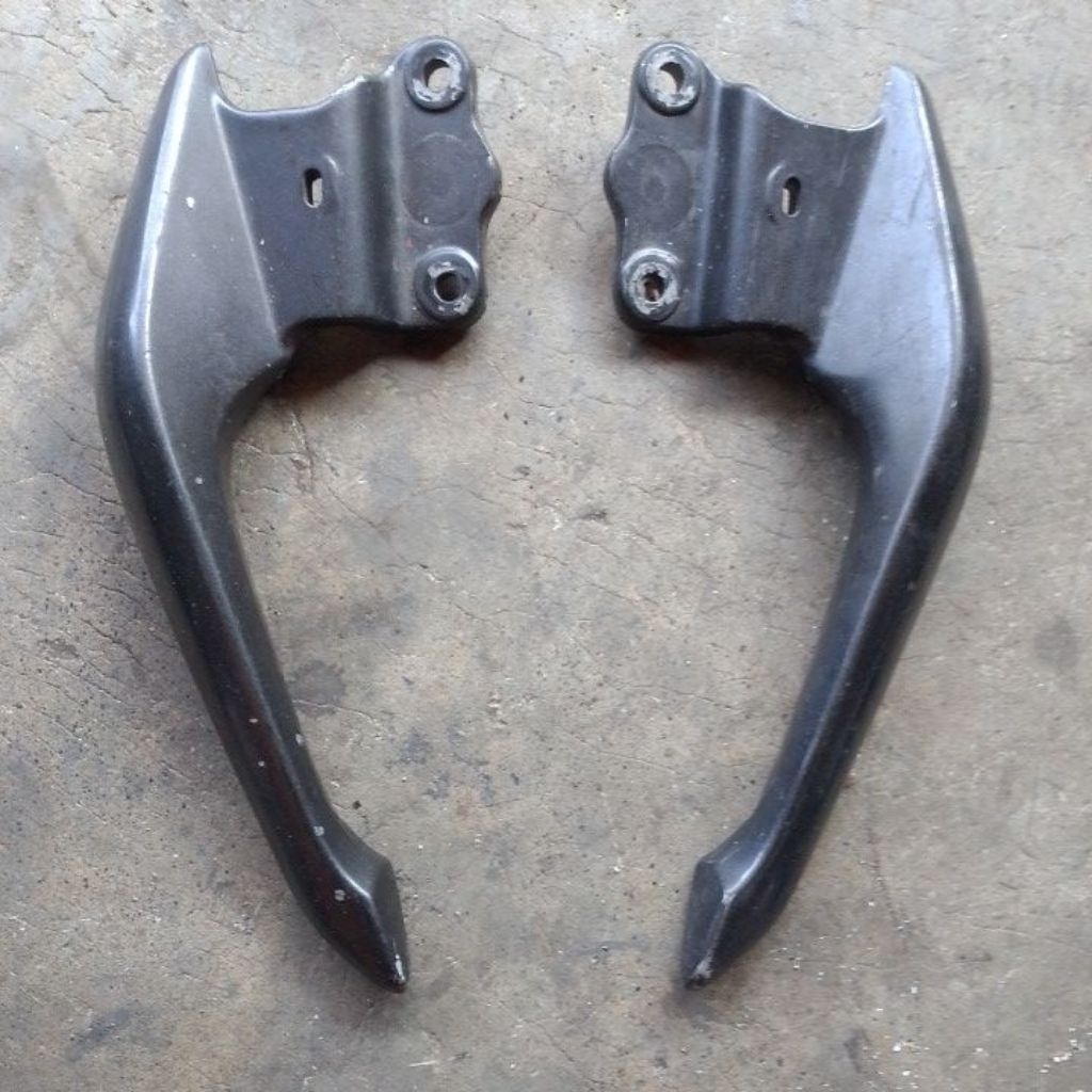 behel belakang Tiger Revo original behel pegangan tangan Tiger Revo original copotan