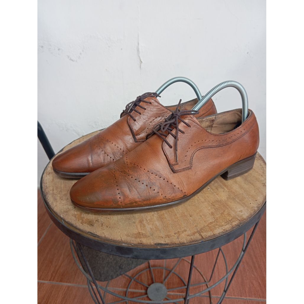 Sepatu pentopel kulit asli Size 42 Brand EsQuire Korea