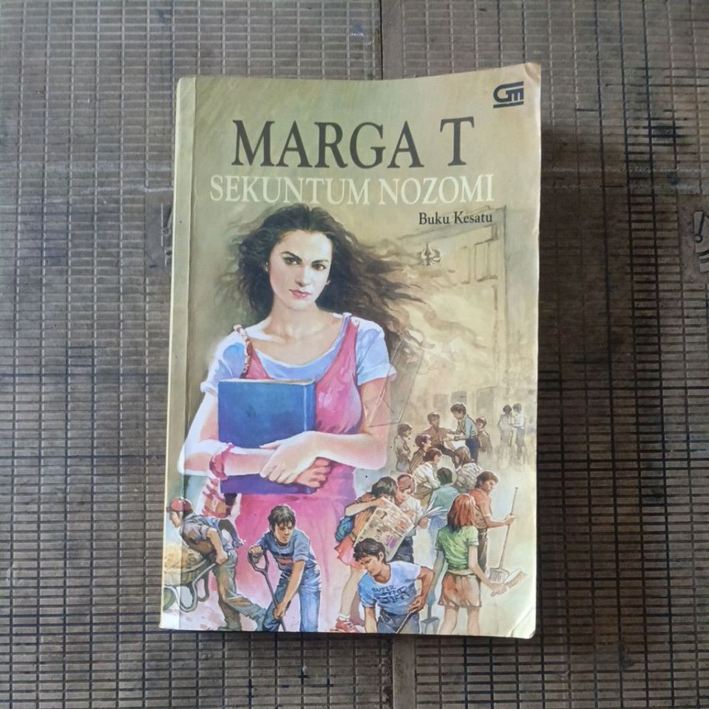 Sekuntum Nozomi "Marga T" buku ke 1