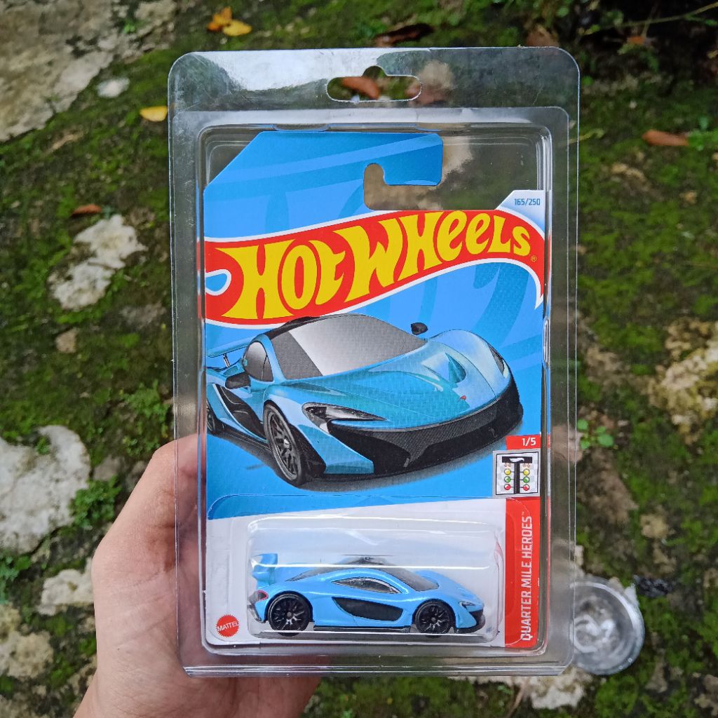 Hot Wheels Mclaren P1 Biru