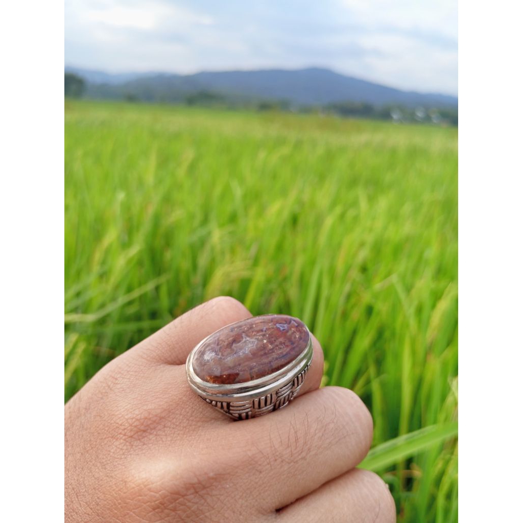 Cincin Batu Lumut Suliki Merah