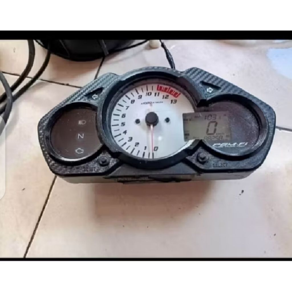 polaris polarizer polariser LCD speedometer Cb 150 r old