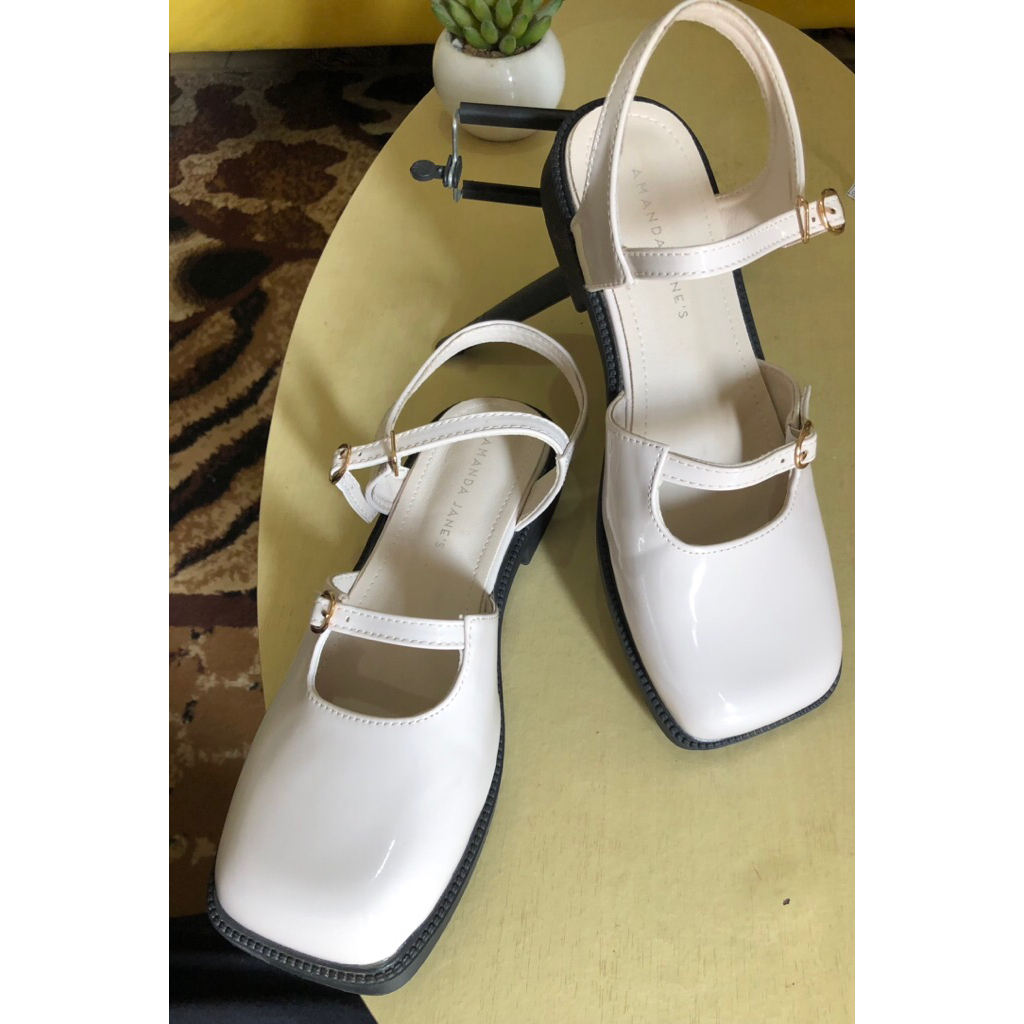 amanda jane shoes, warna ivory.