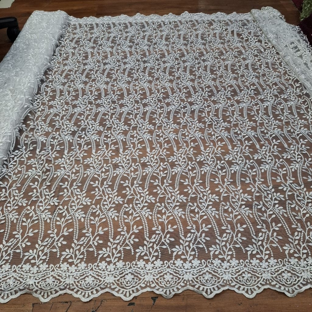khusus putih bw. kain tile bordir cantik elegant modren