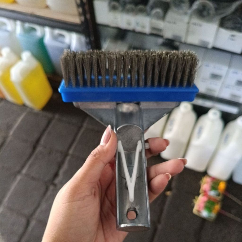Sikat Kawat Gagang Besi Kecil