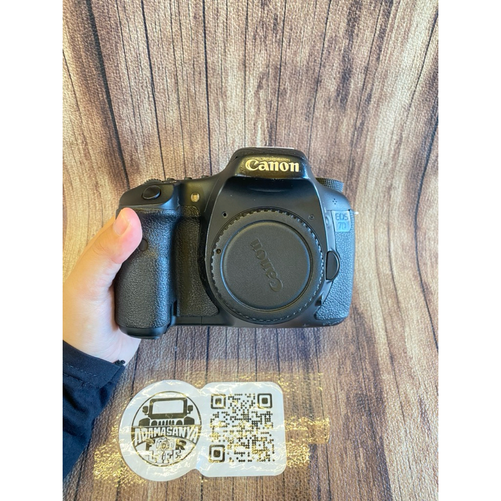 CANON 7D BODY ONLY
