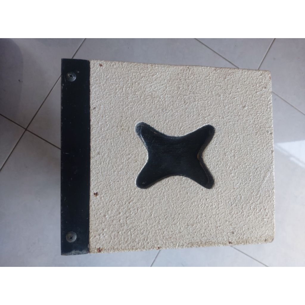 box 6 inch dobel bekas