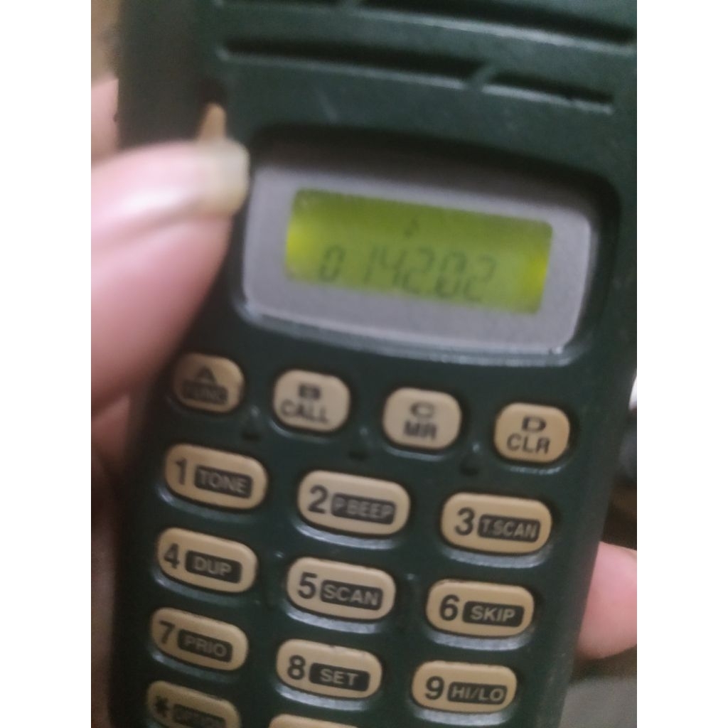 ht icom ic v8 VHF.