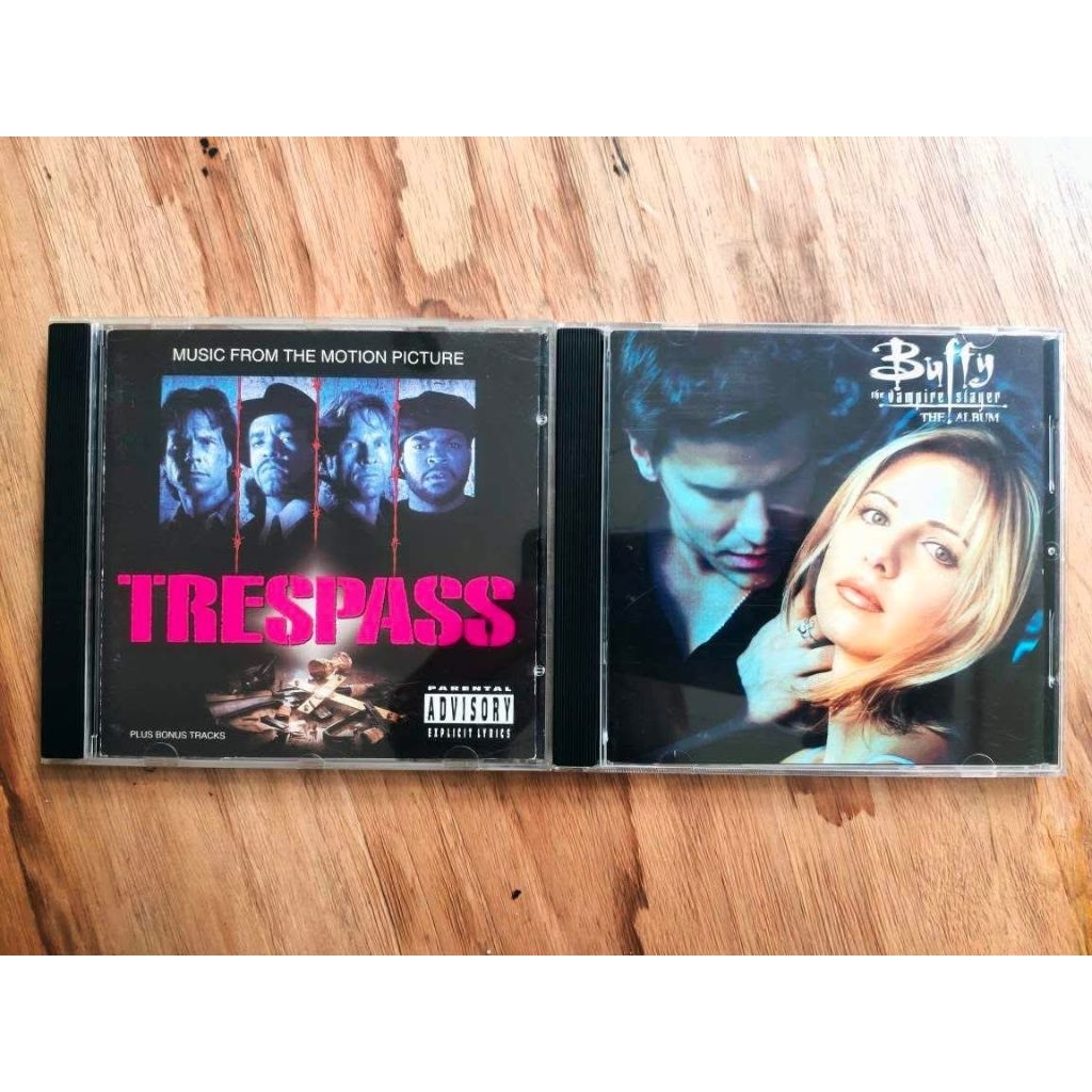 Paket 2 CD soundtrack: TRESPASS + BUFFY