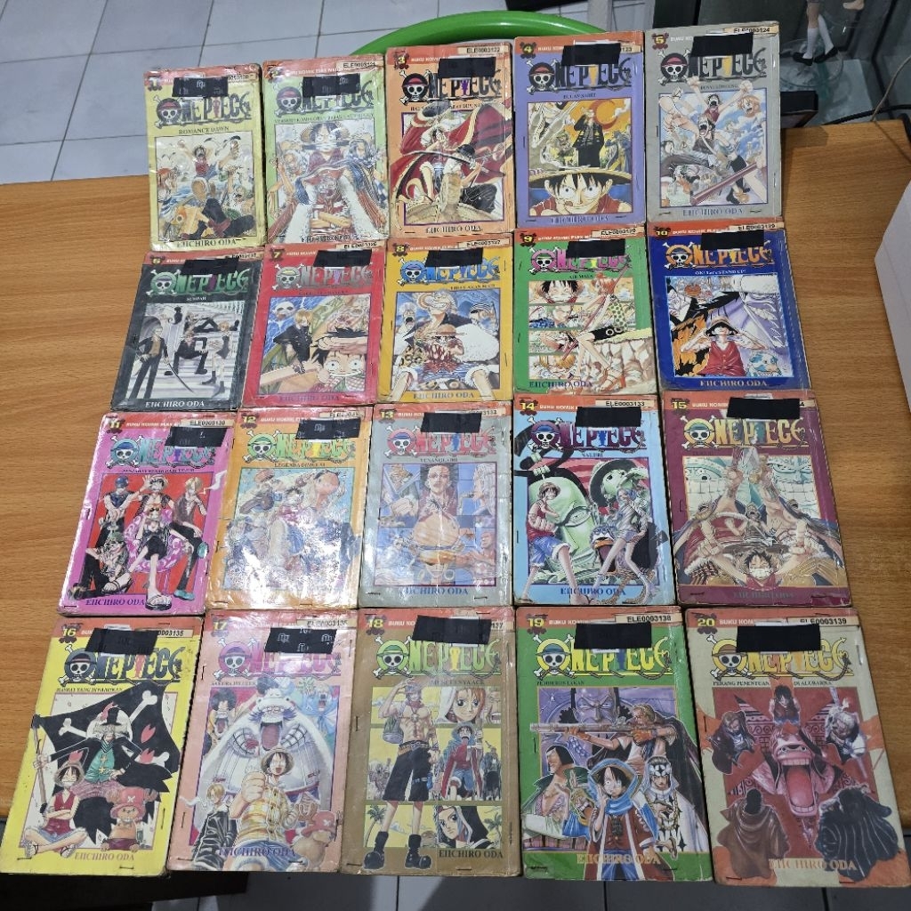 Bundle Komik One Piece Volume 1-107 (tidak lengkap) Preloved