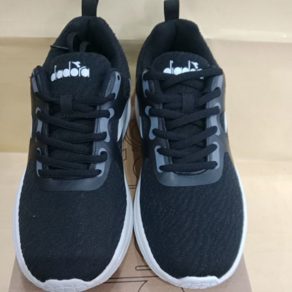 Sepatu Dia HAIKAL (M)