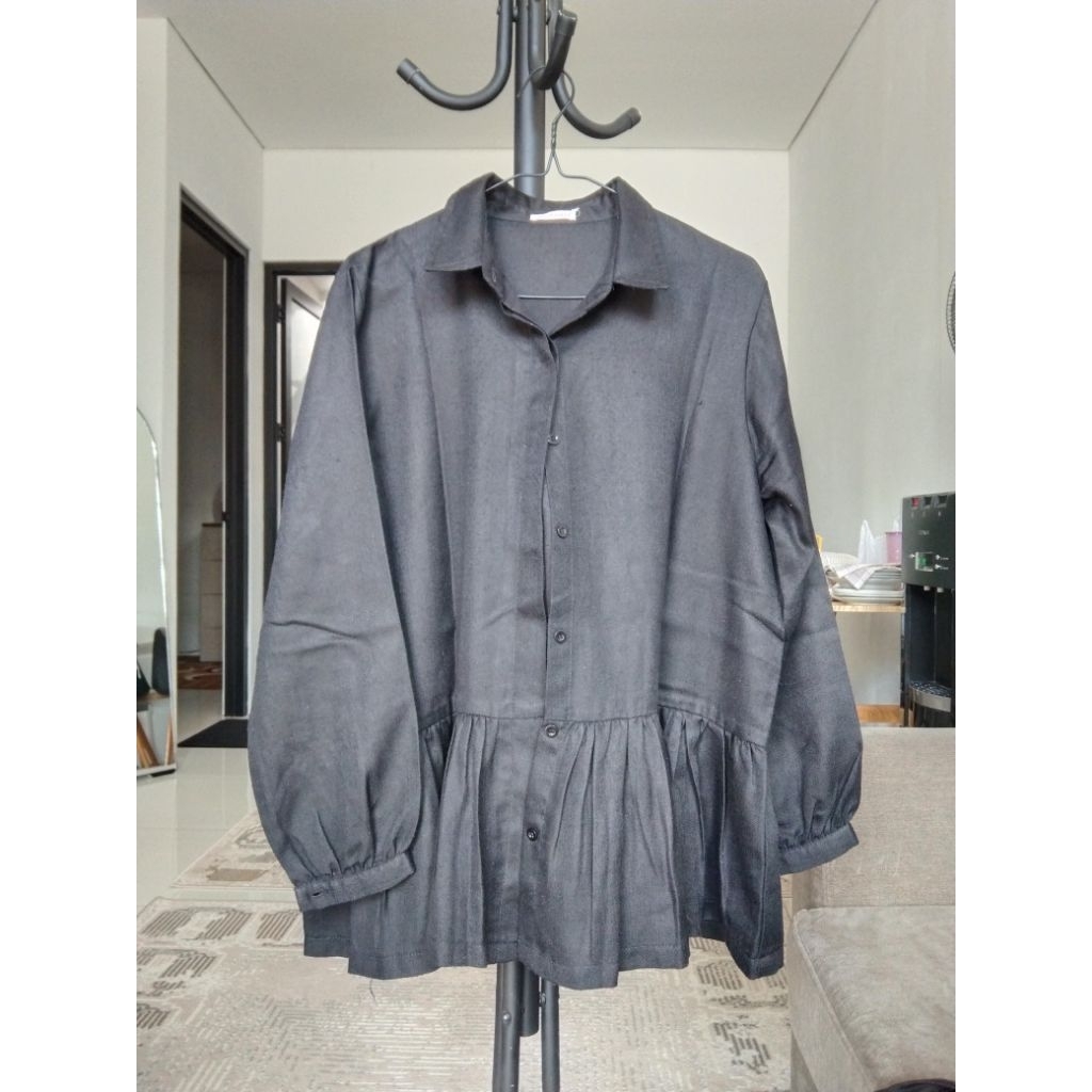PRELOVED SHIRT MERK MAHARA