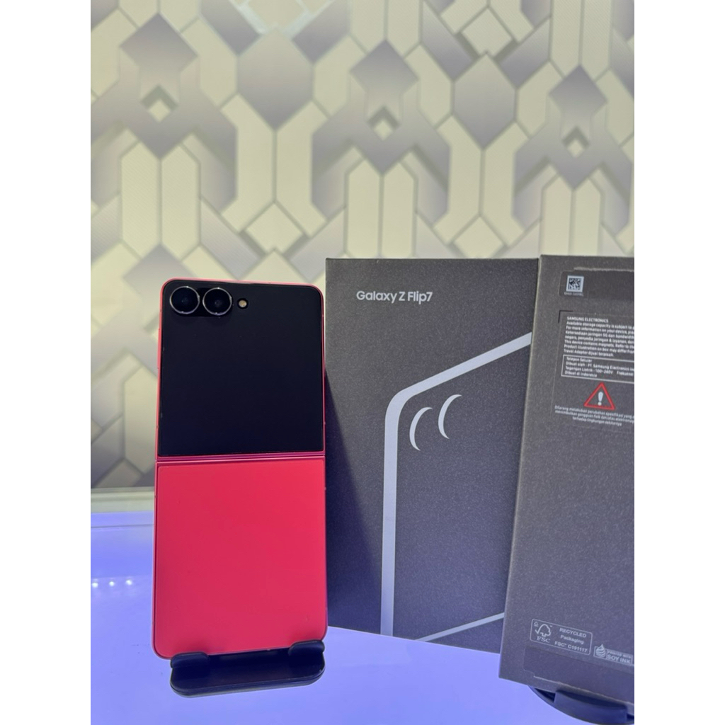 Samsung Z Flip7 12/512GB Second Coral Red