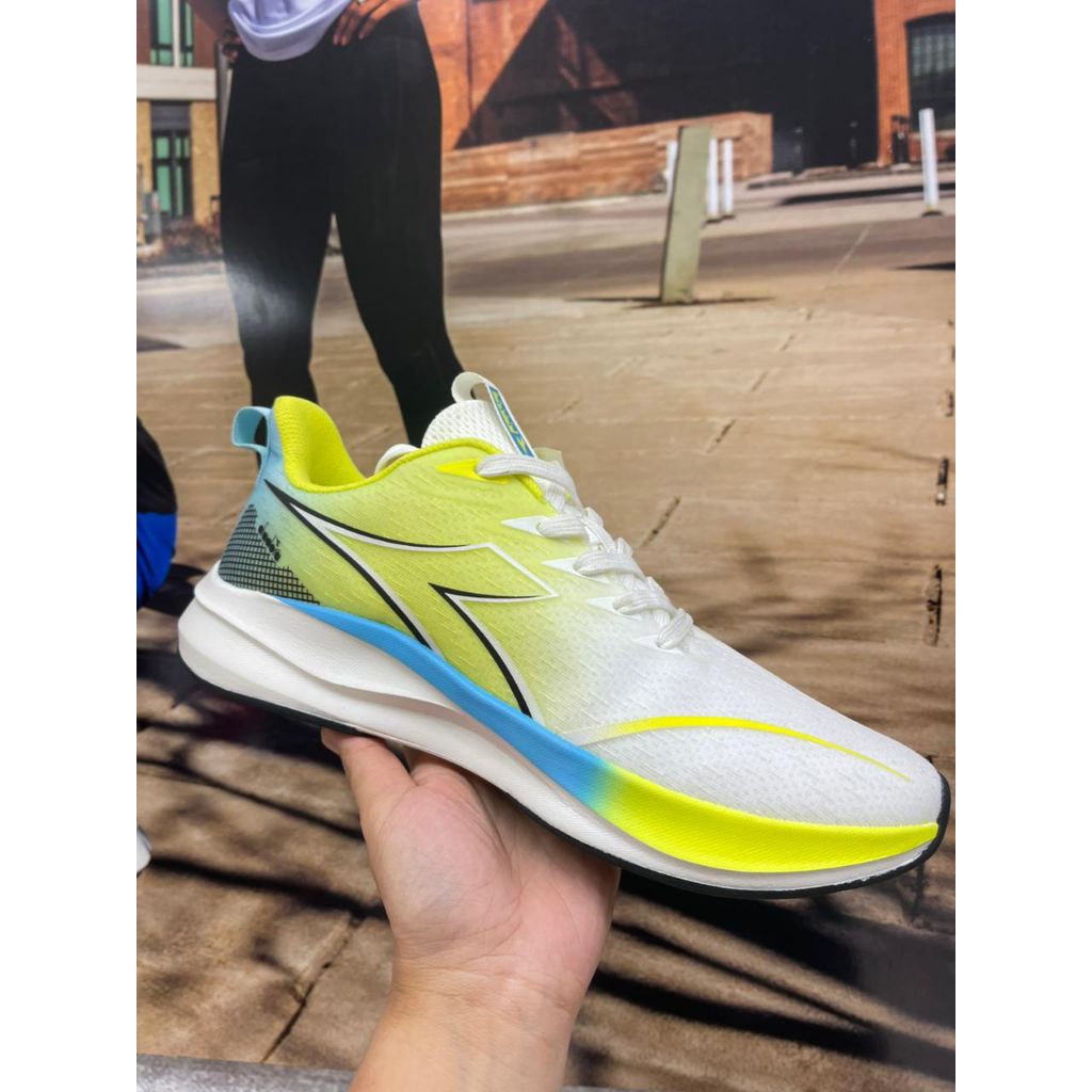 Diadora Mens Running Shoes