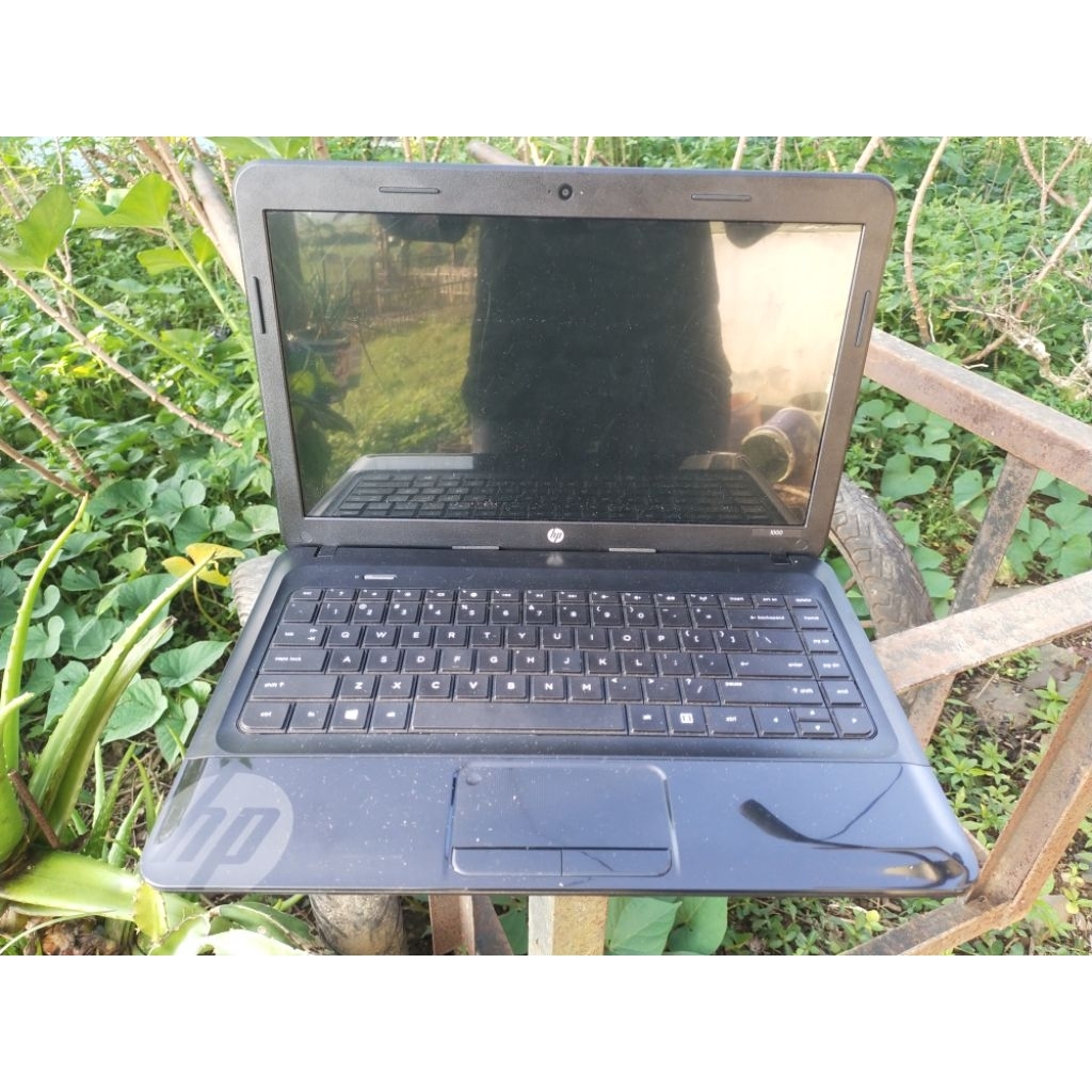 super mulus tanpa cacat Laptop HP 1000 Processor AMD A4-3330MX