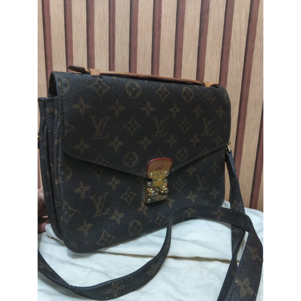 LV Metis kulit