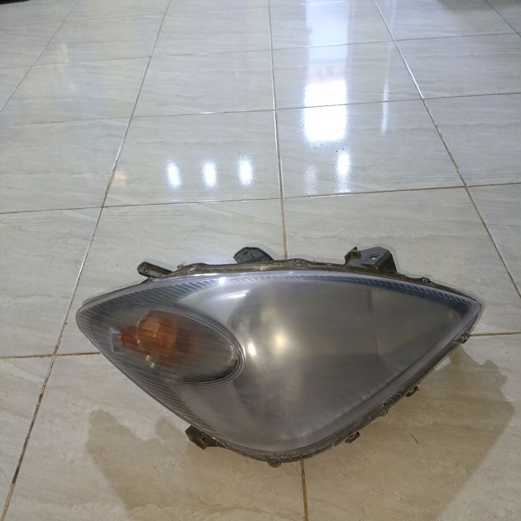 HEADLAMP LAMPU DEPAN AVANZA 2004 SECOND ORIGINAL