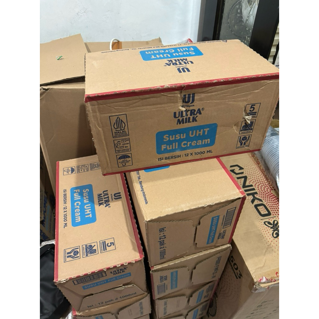 Susu UHT Ultra Milk Full Cream 1L Medan @12botol / 1 Karton