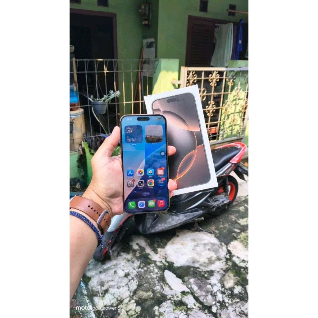 IPHONE 16 PRO MAX 256