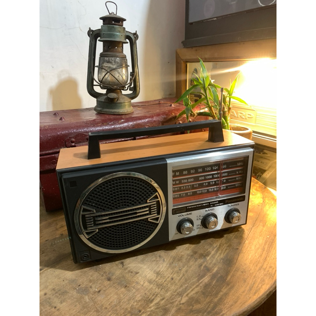 vintage radio panasonic RL-4249 MK3. mulus nyala